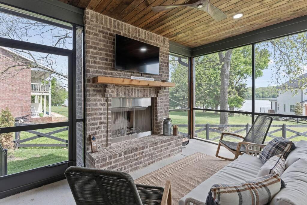 Basecamp Retreat Timsfordlake Winchester エクステリア 写真
